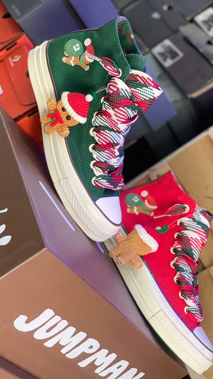 ALL Converse Christmas Original