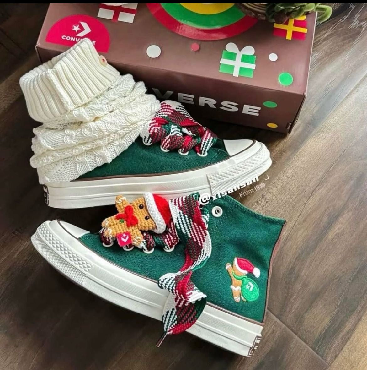 ALL Converse Christmas Original